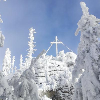 01 Gipfelkreuz Am Hochstein 20221215 1744435866